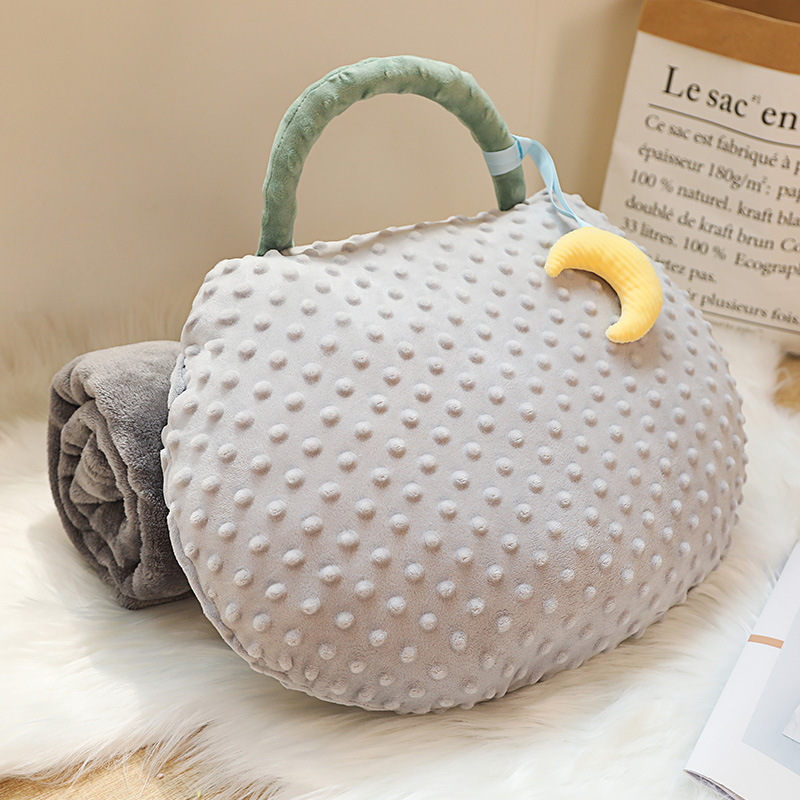 抱枕被子两用午睡小毯子枕头汽车载内收纳办公室空调毯二合一学生