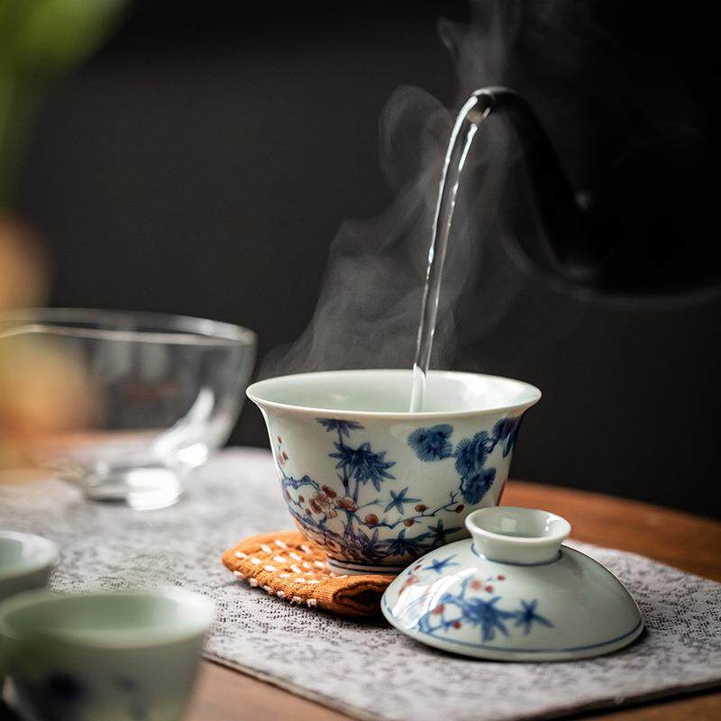 青花瓷岁寒三友盖碗单个茶杯手工陶瓷茶具高档复古二才泡茶碗带盖