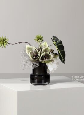 轻奢艺术玻璃小花瓶插花样品屋展示中心会所洽谈桌茶几花艺设计感