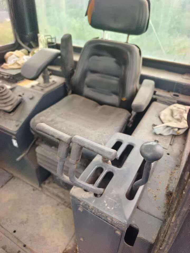 4月27日镇江工程机械设备山推SD22推土机一辆网络拍卖公告