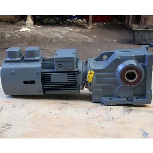 减速电机 KA77AM200-22.40-M1螺旋锥斜齿轮减速机