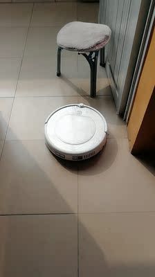 科沃斯CEN540-MI和DG800扫地机器人哪个好，优缺点区别是？