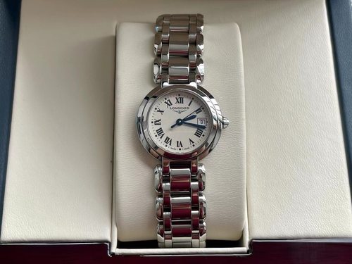 先鉴后发[9.8新]浪琴心月系列L8.110.4.71.6石英26.5mm女士手表