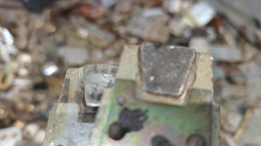 4月27日北京【京械6221】单位淘汰报废处置紫铜银触点一批10斤左右网络拍卖公告