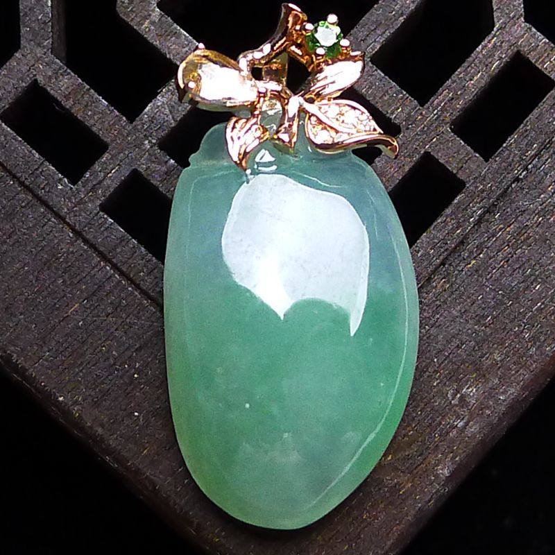 18K金镶玉扣头翡翠桃子玉吊坠A货老坑正品缅甸玉绿寿桃挂件3.48g,珠宝/钻石/翡翠,颈饰,淘宝优惠券,粉丝福利购,淘宝优惠卷