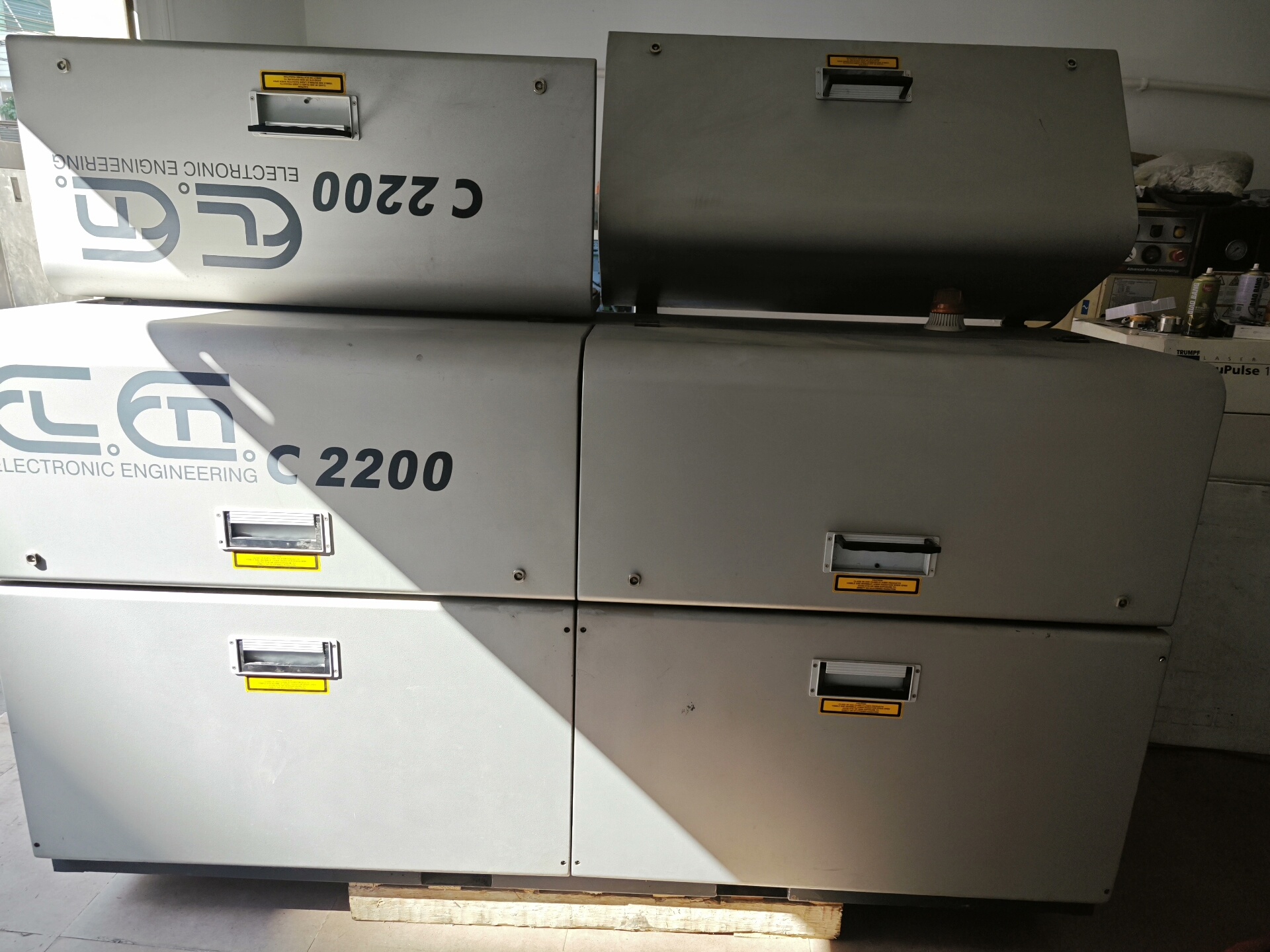 奔腾楚天二氧化碳激光器C2200