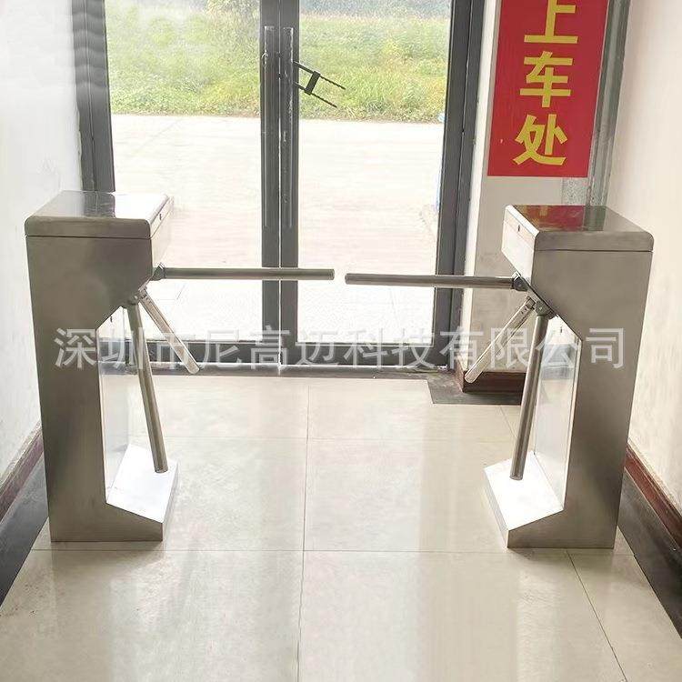 客运站入口单向三辊转闸 旅客进出防尾随三叉立式滚栅 半高杆型机