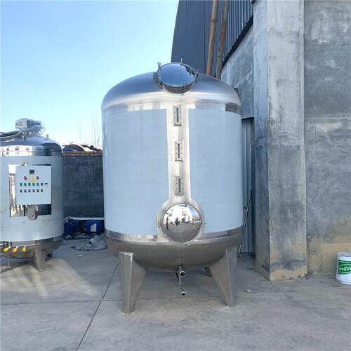 5吨白酒储酒罐立式粮食酒储酒容器果酒存酒罐