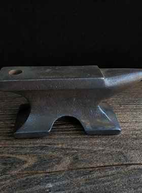 彷古民俗老物件老铁砧子铁匠铁墩子实用收藏小羊角砧敲打垫托工具