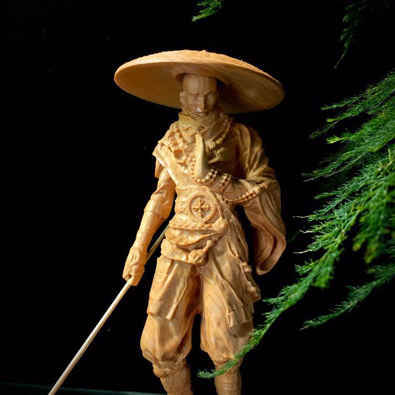 柏木武僧18×6.5×4CM摆饰摆件书房书桌面装饰盘玩工艺厂家