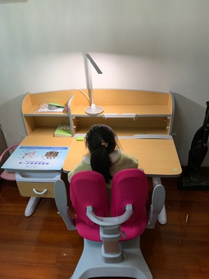 护童实木儿童学习桌椅怎么样?用后一个月谈看法及感受