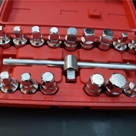 18件油三角四六角放油螺丝角组套底壳螺丝筒扳手80618pc放油工具