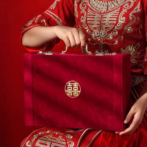 彩礼钱箱订婚礼金盒提亲聘礼箱聘金盒装10万元红包高档结婚用品