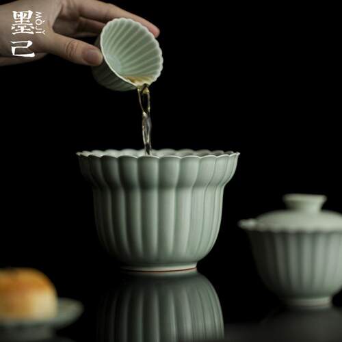墨己 豆青汝釉筋纹菊瓣建水茶道配件仿宋菊口水盂茶席收纳废水缸