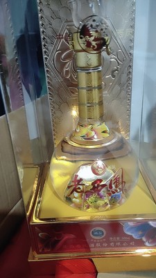 52度浓香型老西凤酒6瓶礼盒装怎么样？不要单看众测表面？
