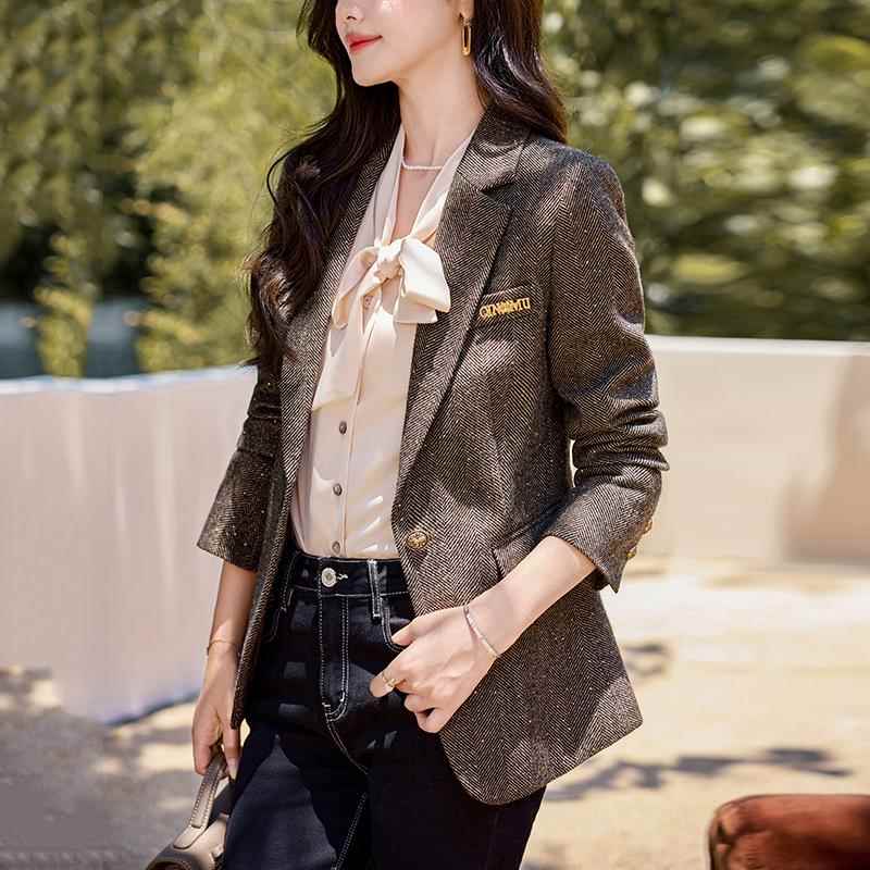 BLLOUKE安可拉红短款修身西装外套女春秋冬2024新款女士西服妈妈