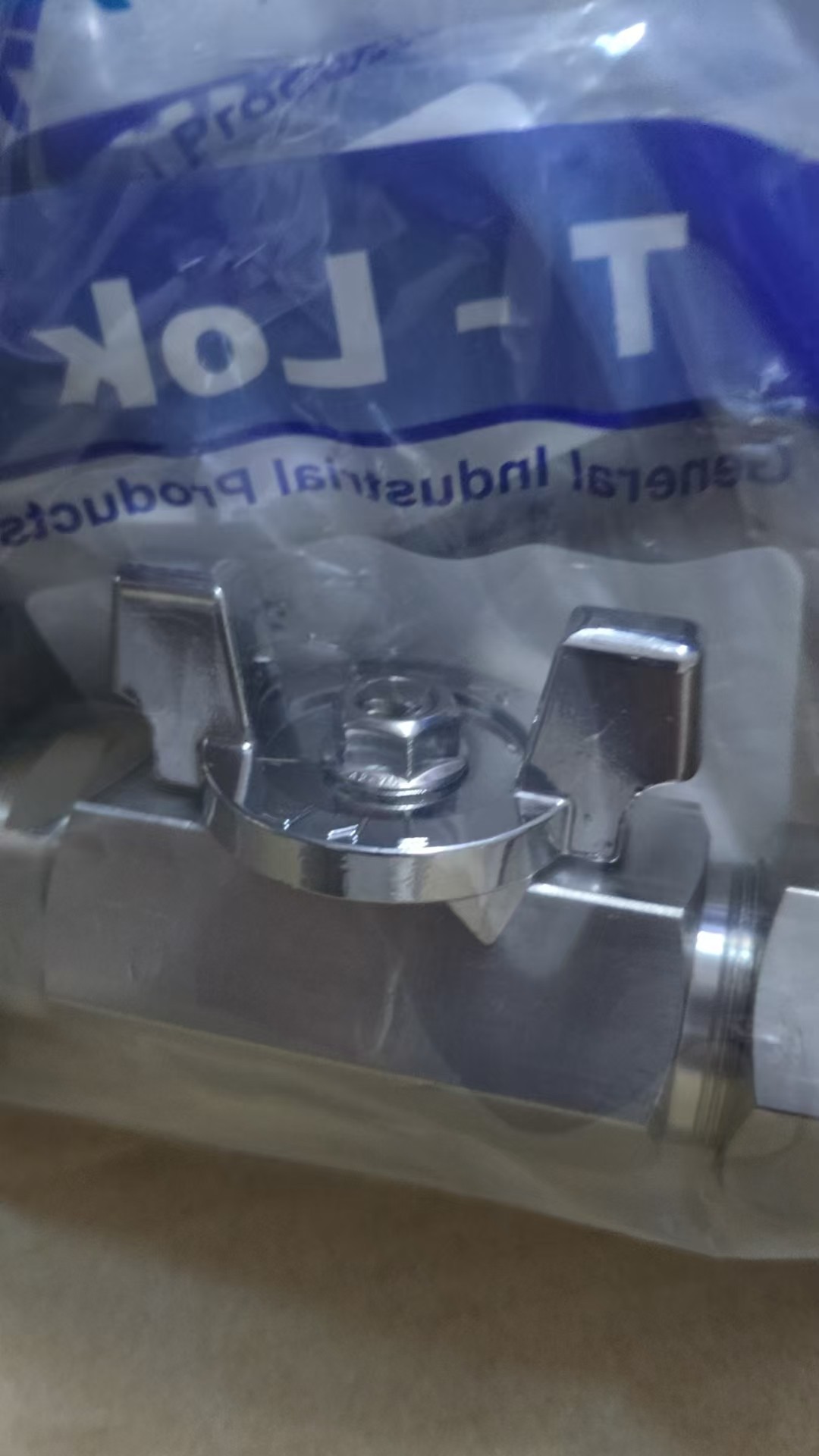 TK-FUJIKIN T-LOK卡套球阀  全新带包装  1