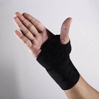 palm wrist hand support elastic brace sleeve sports bandage
