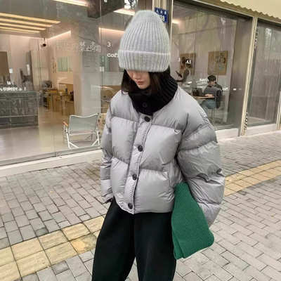 白保暖平湖小众外套针织羽绒服新款拼接女设计2025鸭绒冬立领短款