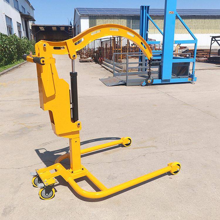 移动便携式小型吊机 可折叠手摇家用电动车轻型随车小吊车