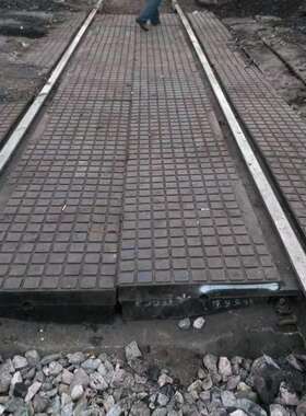 矿大道口板橡胶铁路胶垫道口板P43 P50 P60铁路橡胶道口板
