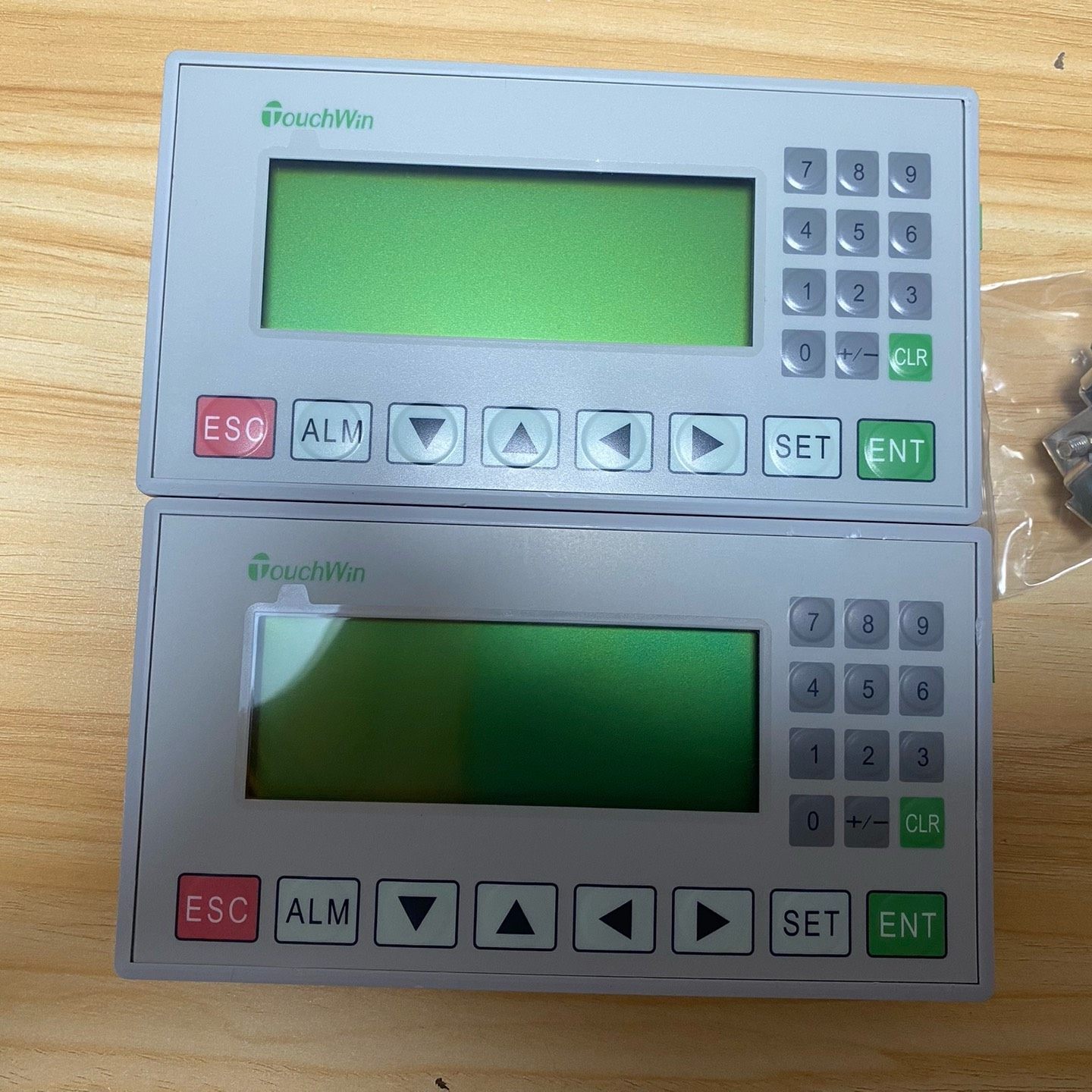 信捷TouchWin文本显示器，OP320-A，实物拍摄，成