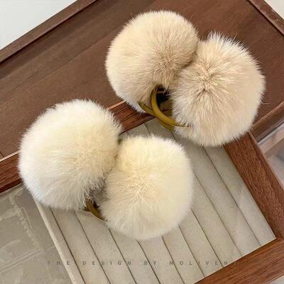 Plush ball hair clip hair grab clip cute clip hair accessory