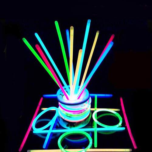 100 Glow Sticks Bracelets Necklaces Fluorescent Light Stick