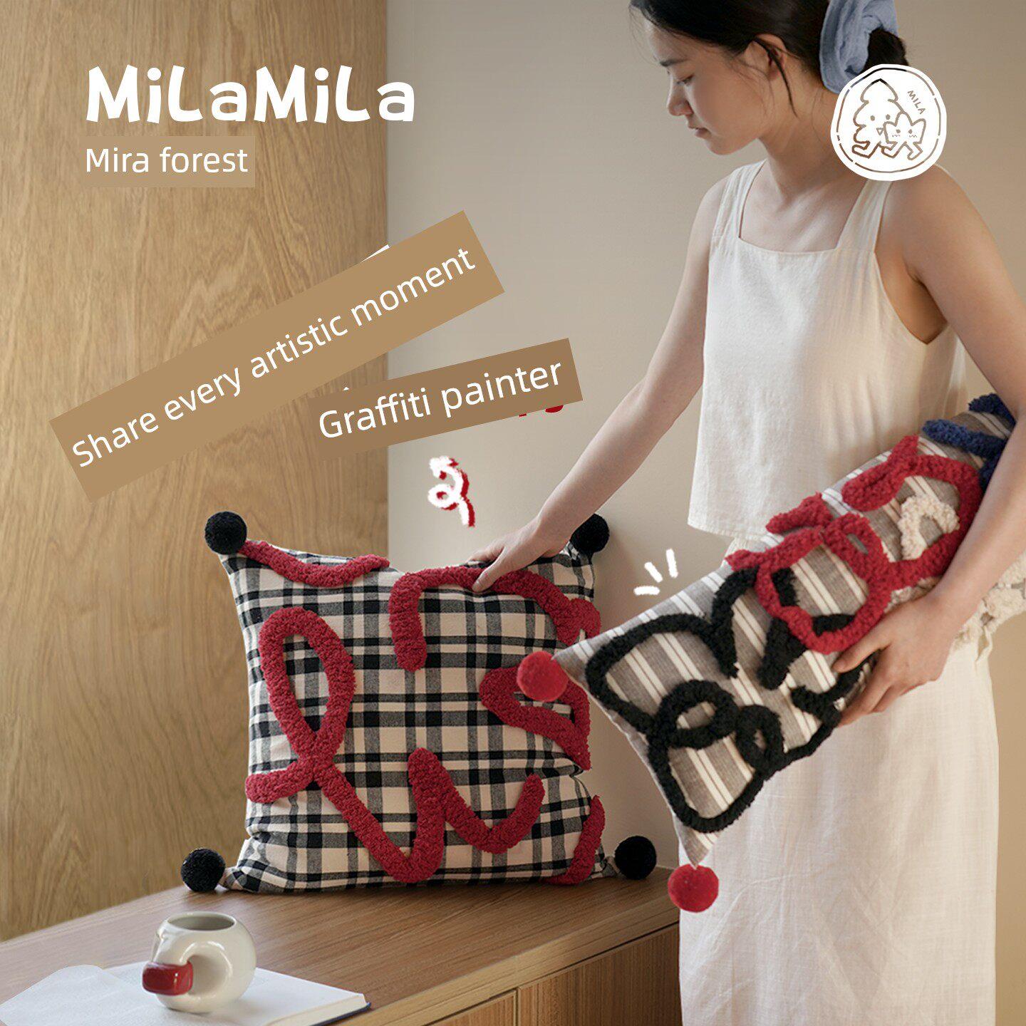 Mila Mila棉麻黑白格子枕头客厅长腰枕头卧室小花夏季靠垫腰枕头