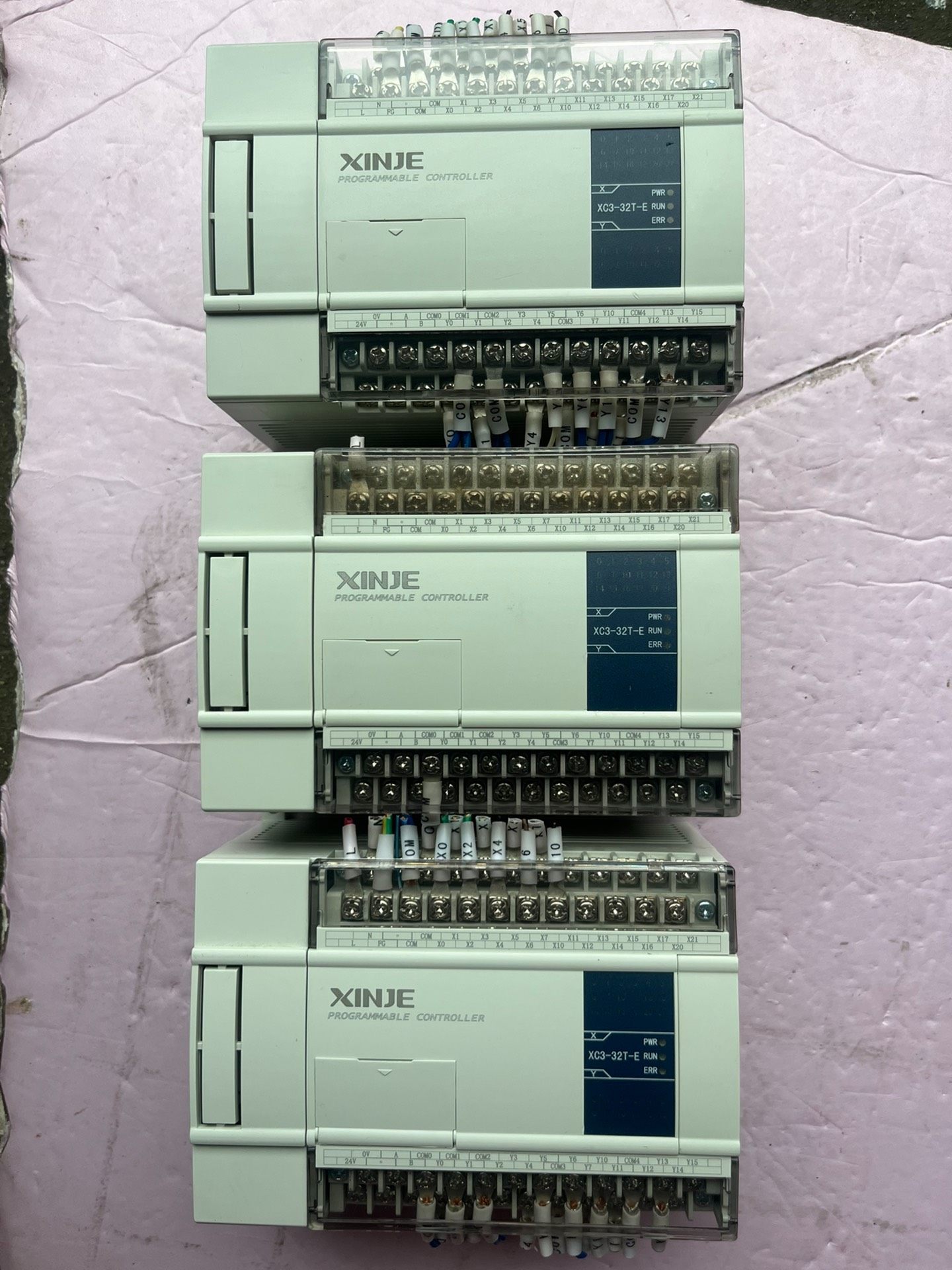 信捷XC3-32T-E，成色漂亮可充新 年份近，功能包好，实