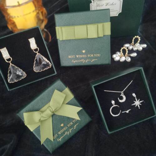 Green Jewelry storage make up box gift box礼品盒