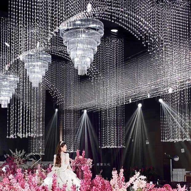 婚礼水晶吊灯婚庆冰条灯压克力冰条吊灯婚庆道具装饰背景水晶吊灯