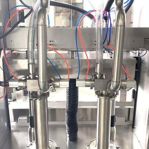 全自动跟踪式灌装机液体化妆品水乳灌装机自动跟踪式灌装机