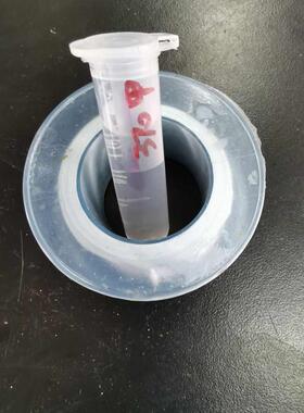 染料滤波    溶于370nm吸收紫外光  溶剂有机 吸收窄