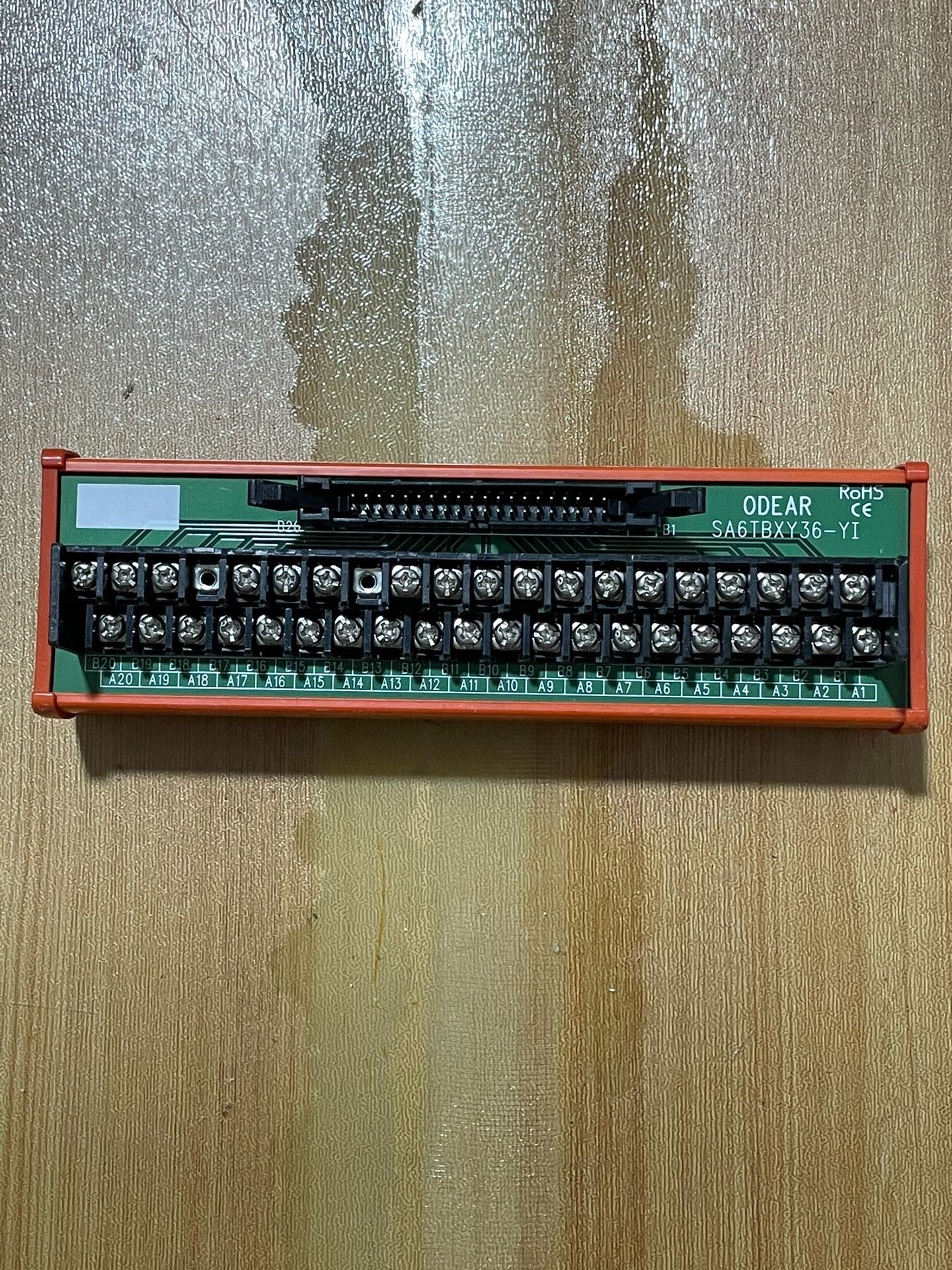 台湾ODEAR欧迪尔接线模块 SA6TBXY36-YI 实物