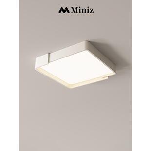 现代休闲灯豪华书房极简主 纳维亚风格 方形卧室灯2025流行 斯堪