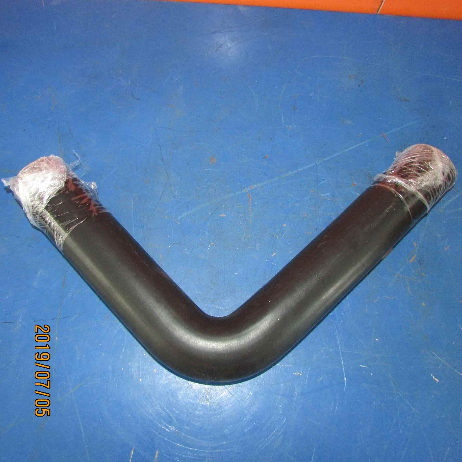 供应徐工LW321F装载机配件250900402 LW321F(TD).1-2上水管