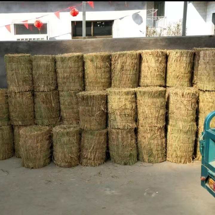 草垛方形装饰农家乐草垛子摄影道具秸秆谷草捆铺圆形谷堆干稻草堆