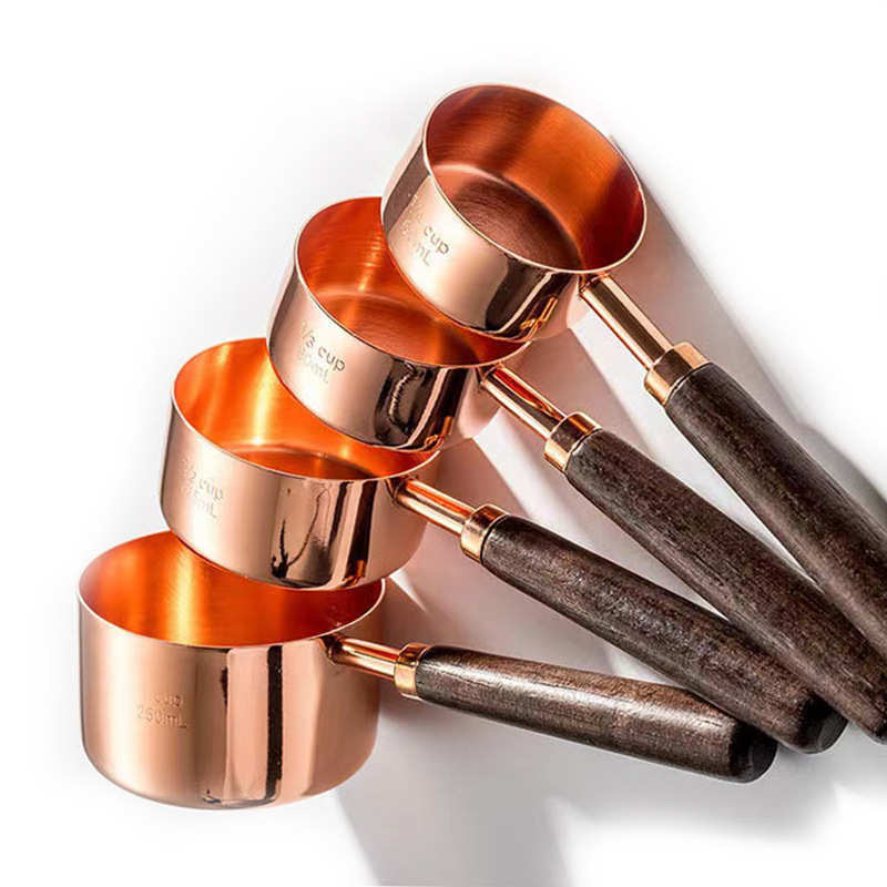 玫瑰金木手柄镀铜量杯量匙调酒刻度八件套量勺量匙烘焙工具
