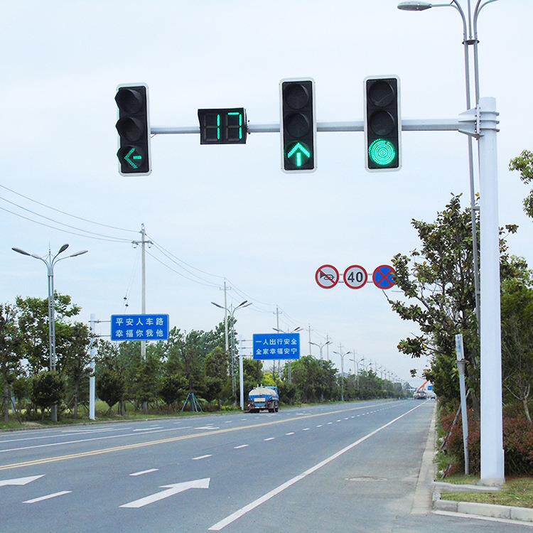 厂家供应镀锌信号灯杆八角监控杆道路交通监控杆电警监控杆定 制