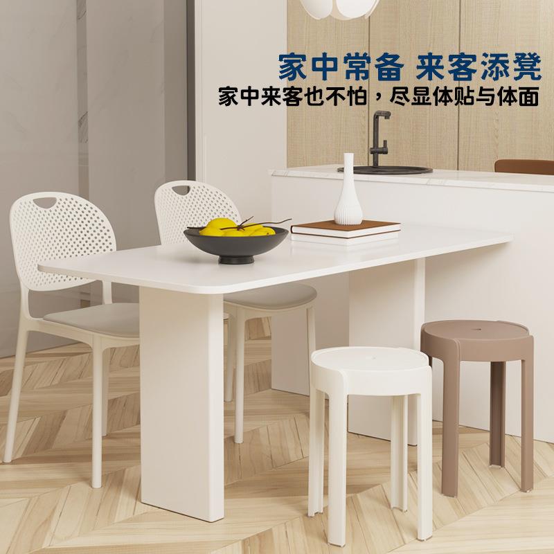 塑凳子加厚家用特厚料现代简叠约可叠放摞久坐舒服子椅高圆无品牌