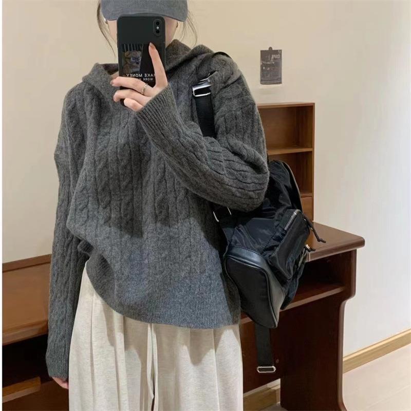秋冬新款日系复古麻花连帽套头毛衣女简约百搭宽松慵懒风针织衫潮