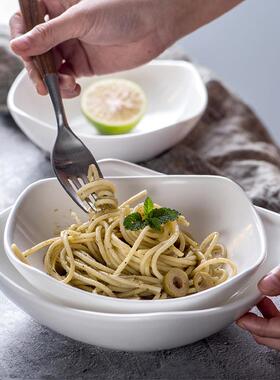 白色方形陶瓷盘子家用意面深盘 日式陶瓷餐具西餐厅酒店可制