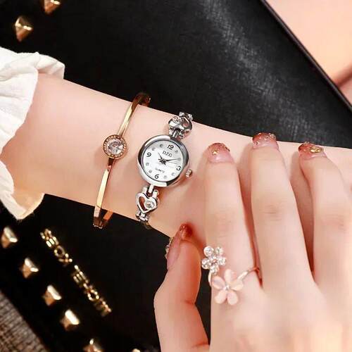 Fashion Women Heart Bracelet Watch Rose Gold Quartz Watch Wr