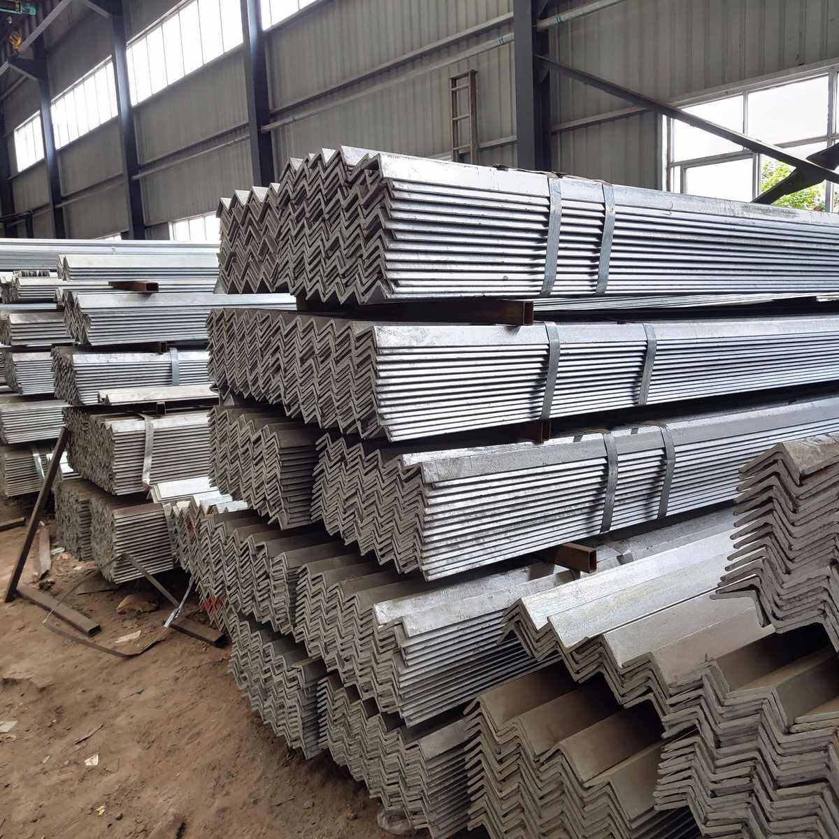 江苏 徐州 接地 镀锌角铁 等边角钢 80*8  100*10 热镀锌角铁,金属材料及制品,角钢,淘宝优惠券,粉丝福利购,淘宝优惠卷