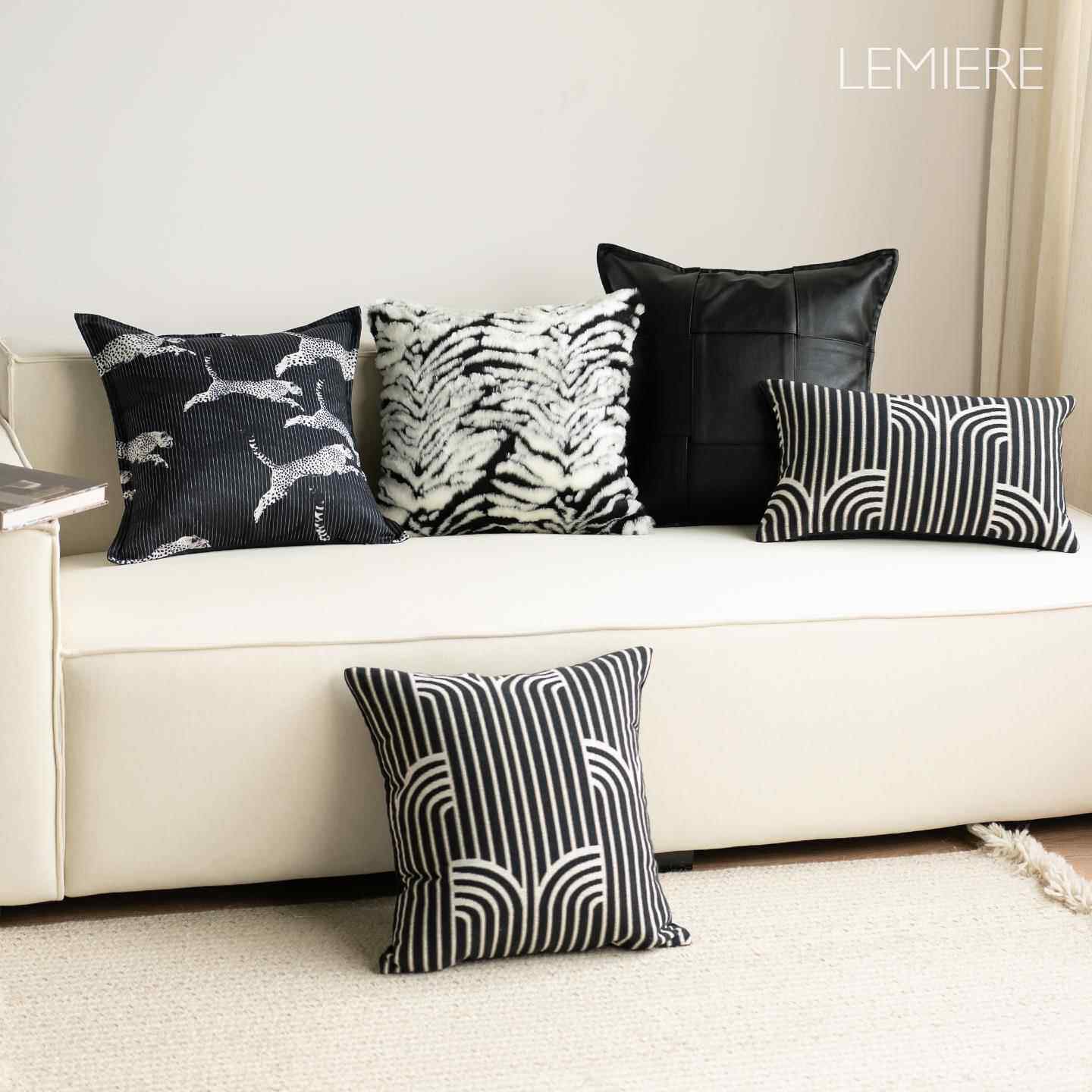 高级感抱枕轻奢风客厅沙发靠枕靠垫床头靠背样板间装饰黑白枕套