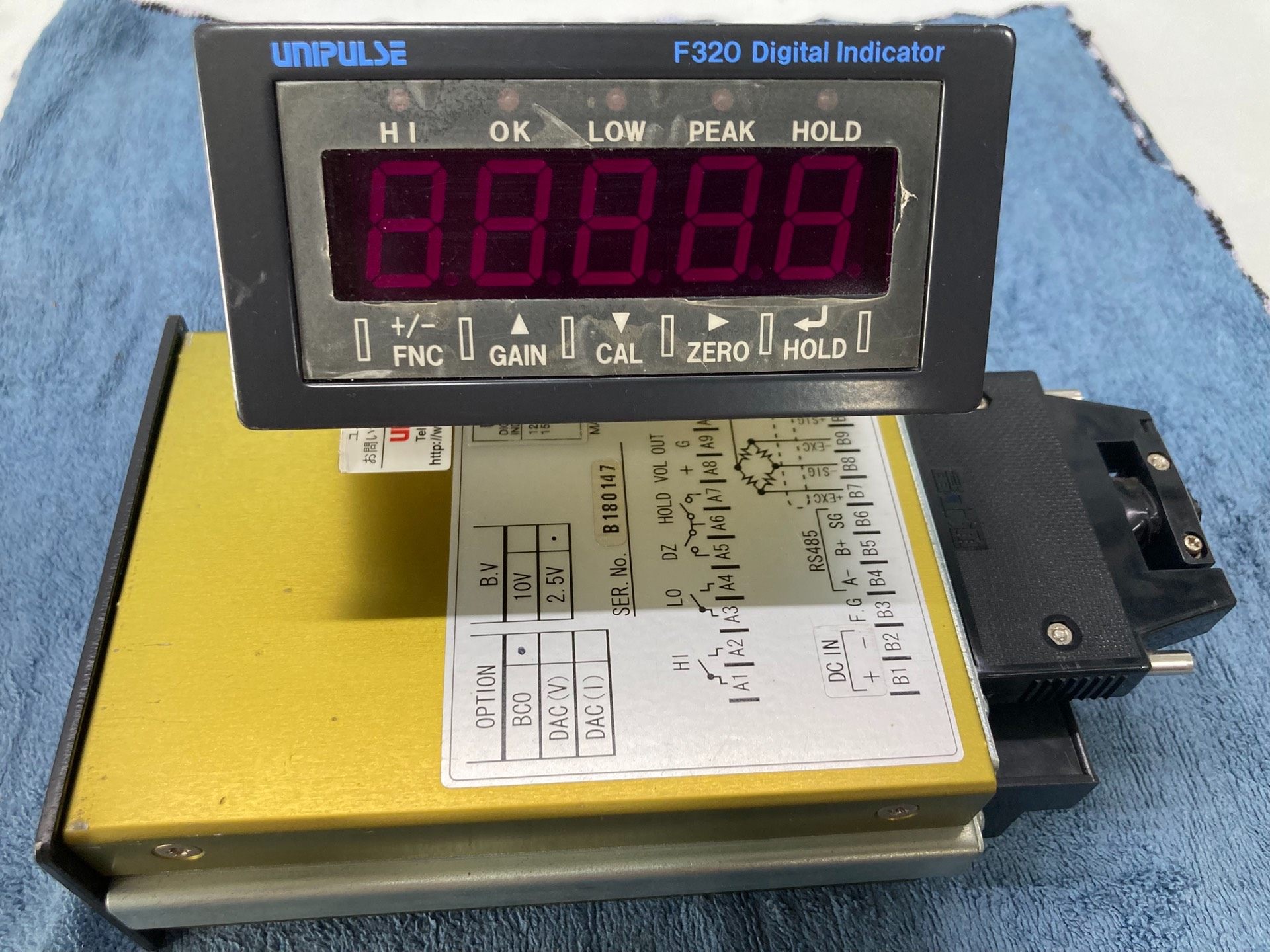 UNIPULSE优尼帕斯F320插拔力机 数字显示器 几乎全