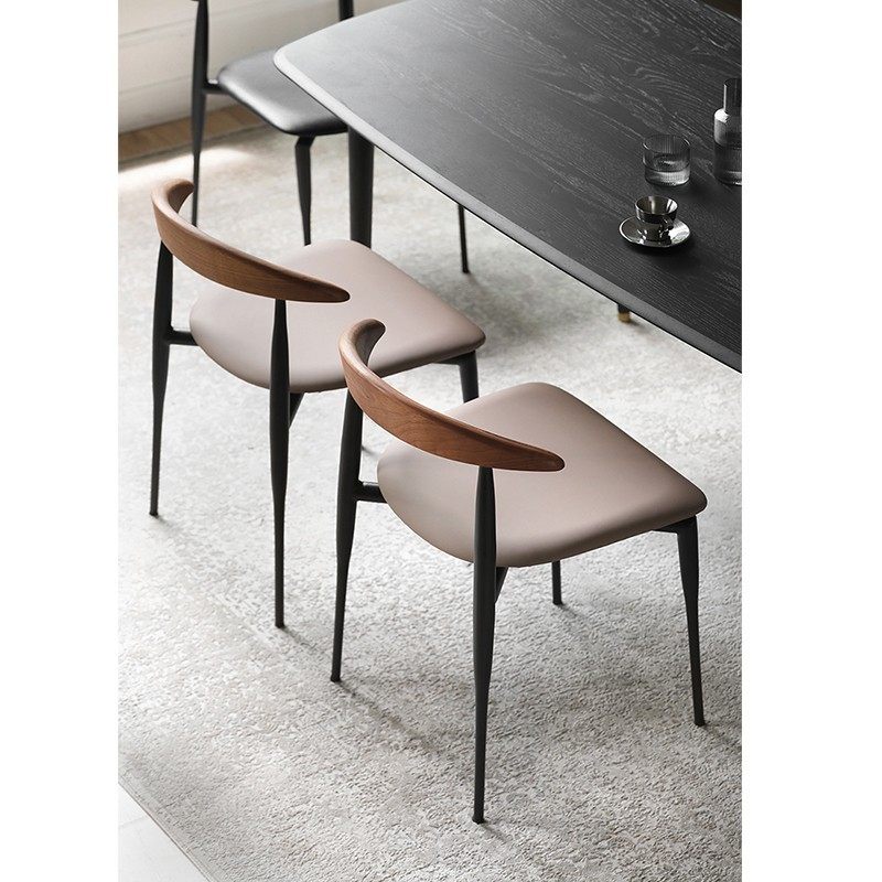 北欧轻奢实木靠背餐椅意式简约铁艺皮面牛角椅餐厅家用设计办公椅,住宅家具,餐椅,淘宝优惠券,粉丝福利购,淘宝优惠卷