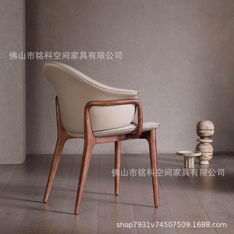 意式轻奢蝴蝶椅中古风餐椅意大利设计师实木椅子舒服久坐靠背椅