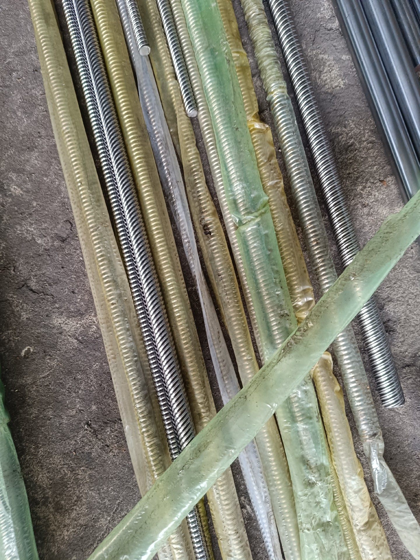 全新丝杆打包出15-25